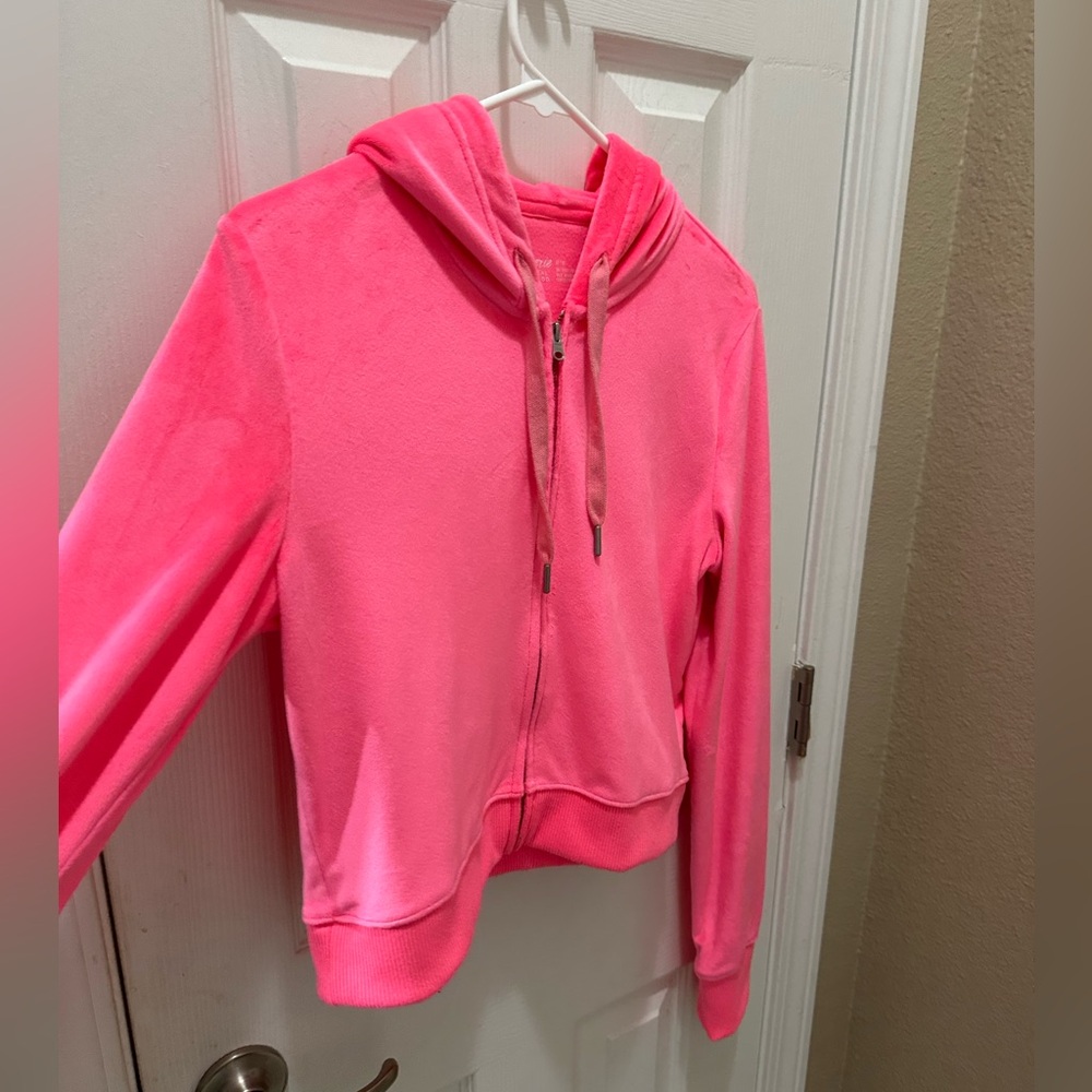 Aerie hot pink Velour Cropped Hoodie
Jacket size medium - Picture 10 of 12